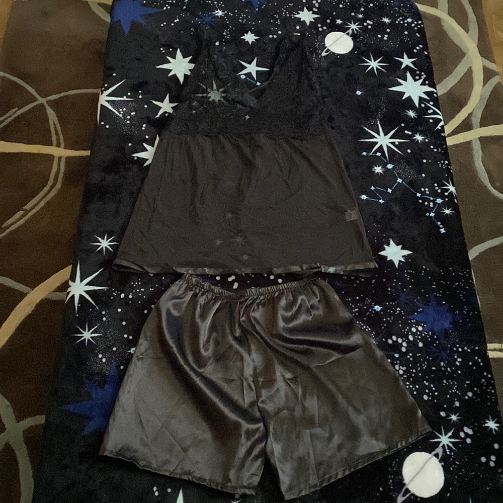 Women’s lace pajama set (shorts & top) black color #333